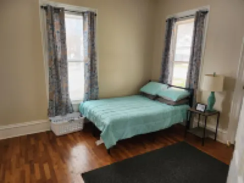 Lower 2 Bedroom Parkview