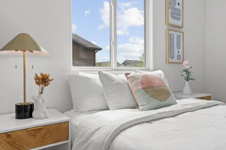 Family-sized Scandinavia Colorado Retreat - 6BR & Hot Tub. Отели в г. Колорадо-Спрингс