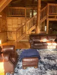 Blue Ridge Mountain Cabin; chill vibes, scenic views, nearby hiking and wineries
