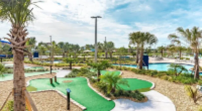 Private pool/Communal Facilities/themed bedrooms