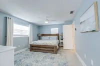 Seashell #31♡ Family-Friendly ♡ Steps to Indian Shores Beach  Heated Pool ♡