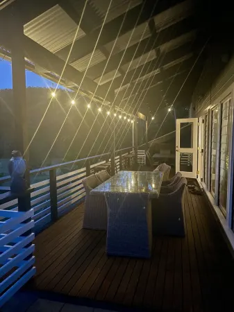 Stylish country escape Laguna/Wollombi Hunter Valley. 4 bedrooms. Pet friendly!