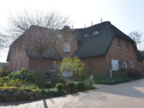 Böhler Butendiek - 5-star vacation apartment under thatch (pet-friendly)