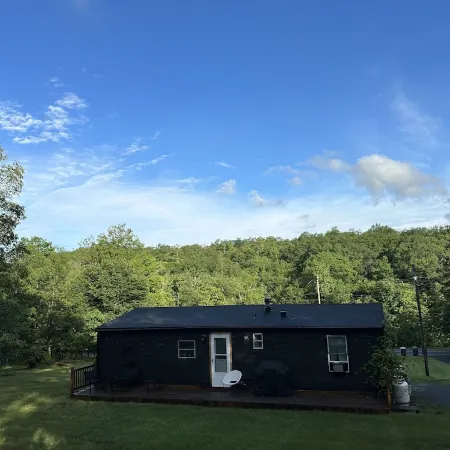 Cozy Catskills Cabin Pet-Friendly!