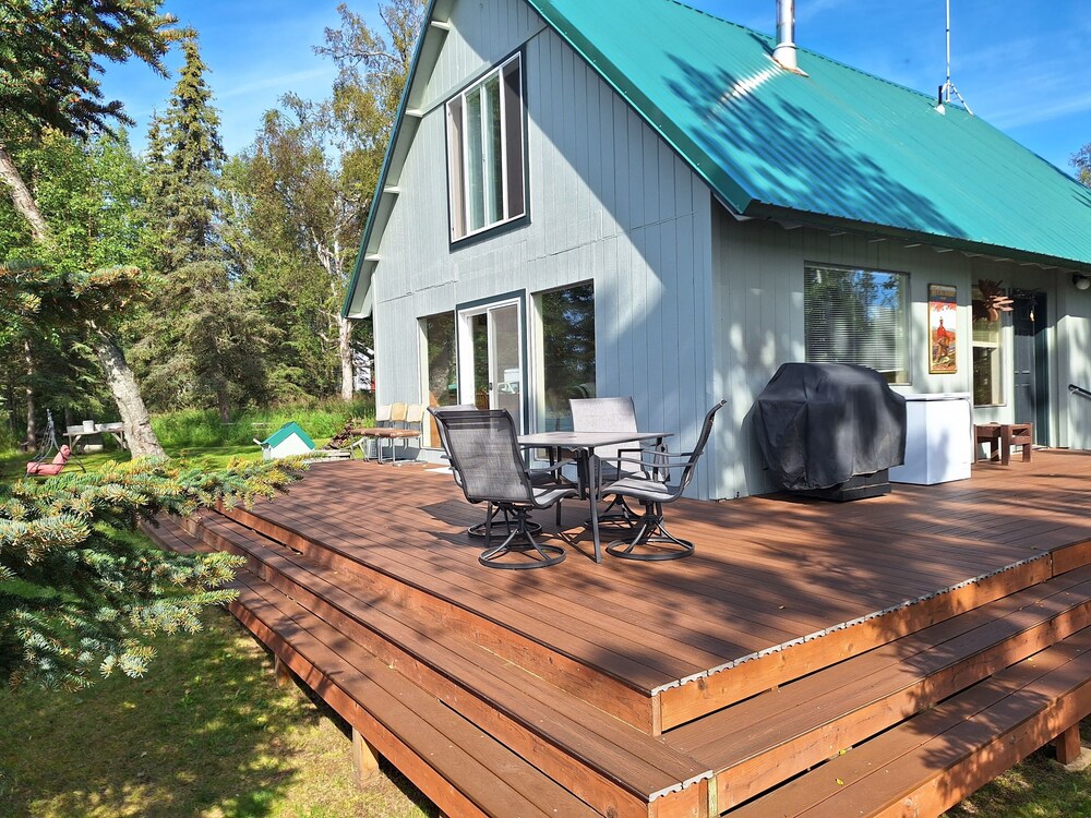 Walt's Point cabin on the gorgeous Kenai River in Soldotna..Alaska's Playground! Hotels in Soldotna