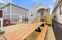 Seaside Heights Cottage- Back Unit, 2 Bedrooms, 1 Bath, Sleeps 4