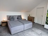 Haus am Wald Ruhig Gelegene Ferienwohnung mit Großem Garten Hotels in Tabarz