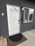 Cozy, private full Guesthouse in Bakersfield, CA
