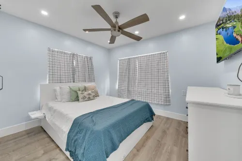 Castaway Cove- The Perfect Getaway