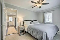 Stylish 3Br Lakefront Home on Kerr Lake