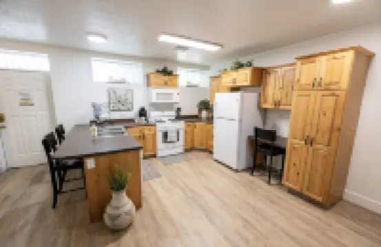 🤩king w/kitchen+washer/dryer+queen sleeper 🥾(15 mi maple canyon250mbps wi-fi