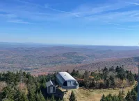 Ski-In/Ski-Out Hike and Swim Okemo Luxury Rustic Condo