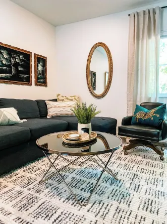 East Park Studio | Downtown Style