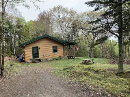 Island log home in Maine with ocean views