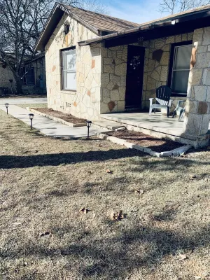 Mallard Manor-Downtown Boerne Easy Walk to Main St! Relax, Dine, Shop, Breweries