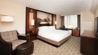 DoubleTree by Hilton Hotel and Suites Charleston Airport