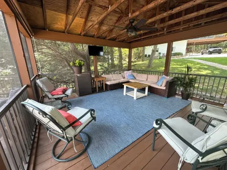 PERFECT LOCATION! Sloping lot, mountain view,  and great cove!