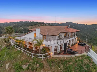Beautiful Fallbrook Estate Ideal for Weddings and Events
