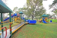 Brand New 2024 Home on PGA National Golf Course by Guaranteed Rental®