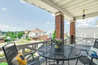 The Big House, Historic 4-Bedroom Home With Custom Art And Dedicated Workspace