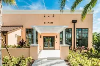 Solara 7BR/6.5BA Villa w/Pool/Spa, 3544 sqft, Sleeps 18, Lake and green view. Hotels in West Kissimmee