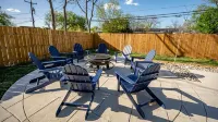 Wheelchair Accessible Home 5 Miles From Riverwalk Hotels in West San Antonio