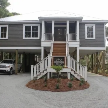 SEABATICAL. Lovely beach house steps to the beach with private pool