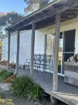 A charming cottage with picturesque rural views over surrounding rural farm land Hotels near Bilstons Tree