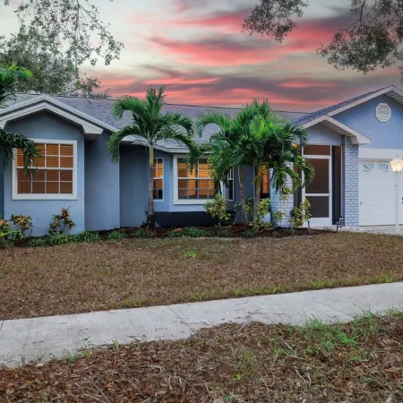 NEW~Sunset Cove Retreat~Heated Pool~Spa~Pool Table
