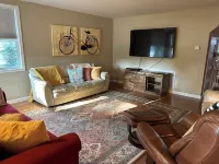 Great Location, Relax by Sandpoint City Beach Park or Shop Downtown