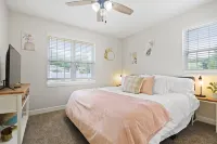 Wheels Trails and Tails Inn - Fully Fenced! 2x King 2x Twin Pet Friendly