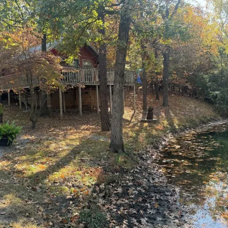 3 Crosslake ROMANTIC Log Cabin in the woods. Hot Tub & Wood Burning Fire Place.