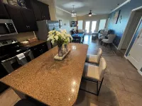 Lakeshore Escape Pool, Lake, Pool Table, Arcade Machine 2 King Beds, Sleeps 8