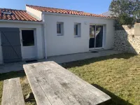 Maison au Calme a L'epine Dans L'ile de Noirmoutier