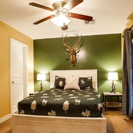 The Ultimate Family Hideaway– Peaceful Lodge with Theater, Arcade & Forest Views