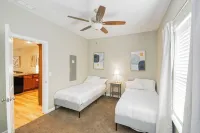 Relaxing 3bd 3bath Tallahassee Condo
