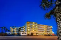 Oceanfront Condo w/ Private Balcony - Pools Open and Direct Beach Access