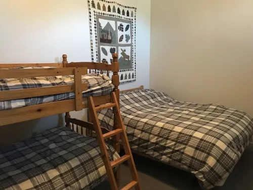 Cozy loft studio at The Lodge @ Lincoln Station