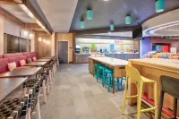 Tru by Hilton San Antonio at the Rim