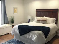 "The Oz experience at Kelly's HouseThere's no place like home! アチソンのホテル