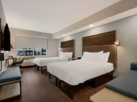 Tru by Hilton Destin Hotels near Emerald Coast Centre