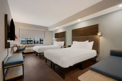 Tru by Hilton Destin Hotels in 