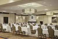 Embassy Suites by Hilton St. Louis Airport Hotel di Bridgeton