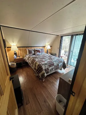 Fun 3-bedroom cabin Close to Keystone, Hill City, Rushmore, Pactola & ATV Trails