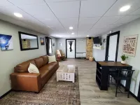 Charming building with 1 bedroom and AC, WiFi in serene Whitehall