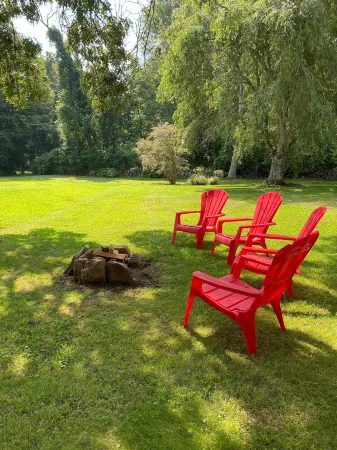 House on Quicksand Pond...close to beach