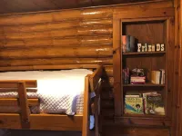 Special: 10% Winter/Spring Discount–Your Four-Season Getaway on West Twin Lake!