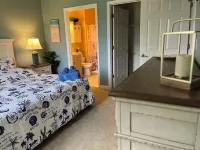Recently Updated!! - Family Friendly Barefoot Resort Condo with Great Amenities!