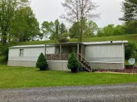Konnarock Homestead w/ Mountain View, VA Creeper Trail/Appalachian Trail local