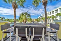 Relax in the Heart of Gulf Place! Cozy Studio! Steps to Deeded Beach!